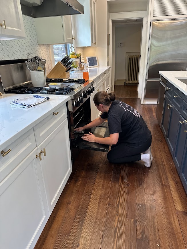 Deep cleaning services for a kitchen oven in a Twin Cities home